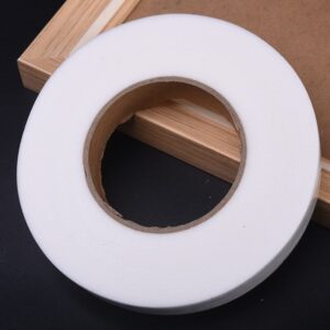 ১ পিস Magic Cloth Hemming Tape(প্রস্থ=২ সেমি, লম্বা=২০ মিটার)